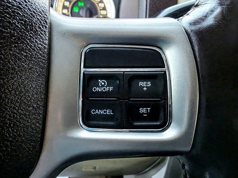 Used 2015 RAM 2500 Laramie w/ Convenience Group AWD/4WD image 22