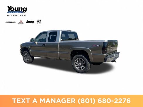 Used 1999 GMC Sierra 1500 4x4 Extended Cab w/ Marketing Option Pkg image 3