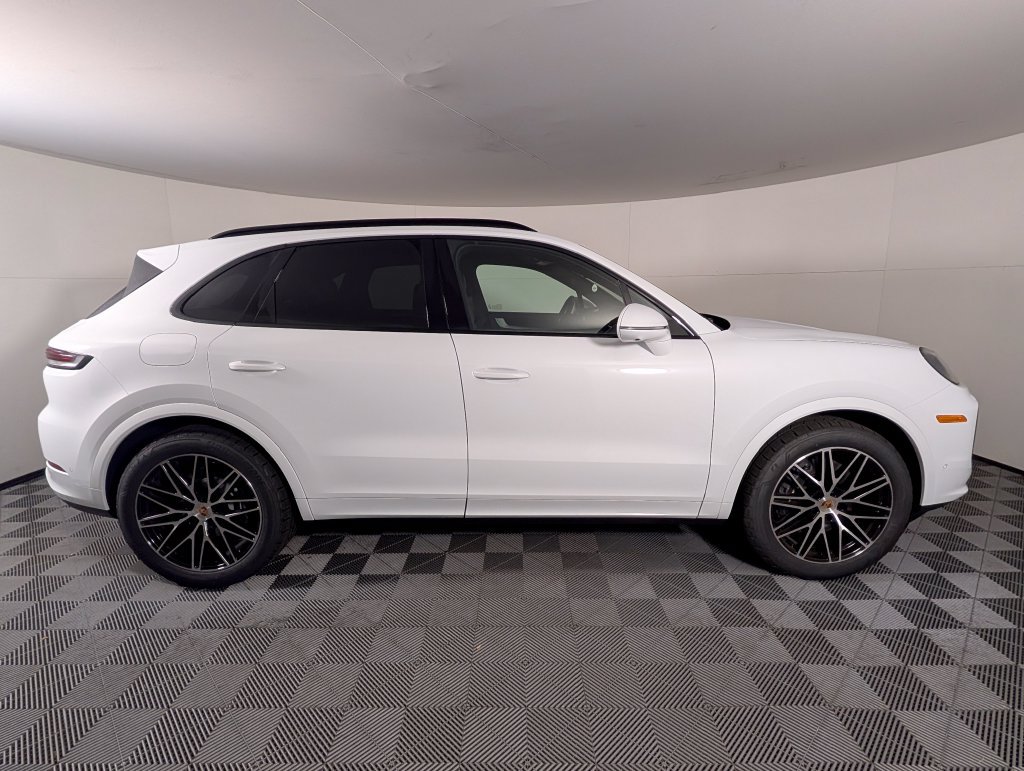 New 2026 Porsche Cayenne AWD/4WD image 8