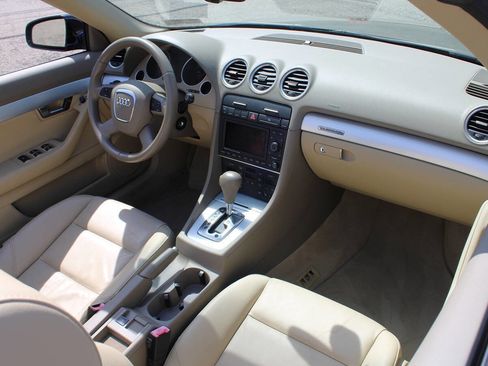 Used 2009 Audi A4 2.0T AWD/4WD image 37