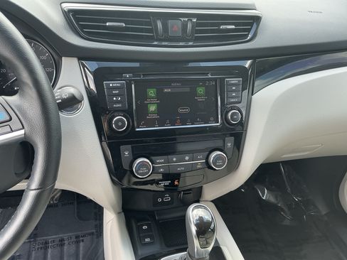 Used 2022 Nissan Rogue Sport SL w/ Premium Package AWD/4WD image 13