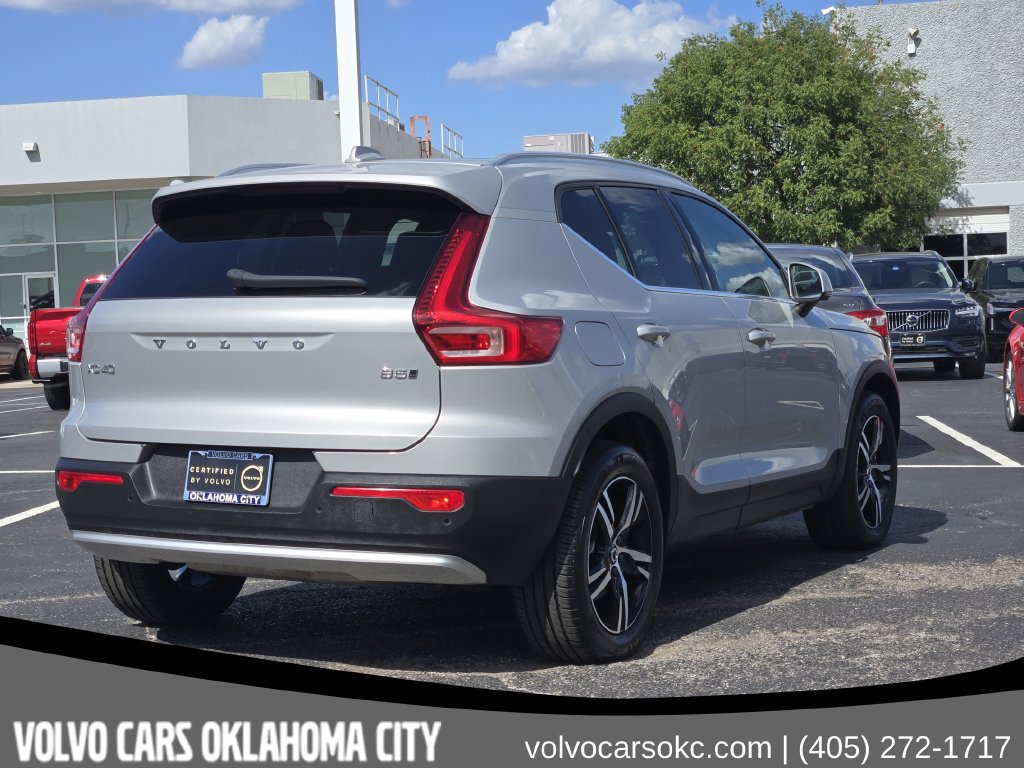 Certified 2025 Volvo XC40 B5 Core AWD/4WD image 7