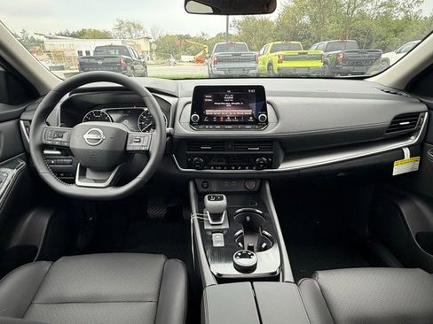 New 2026 Nissan Rogue SV w/ SV Premium Package image 21