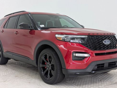 Used 2021 Ford Explorer ST w/ Equipment Group 401A image 6