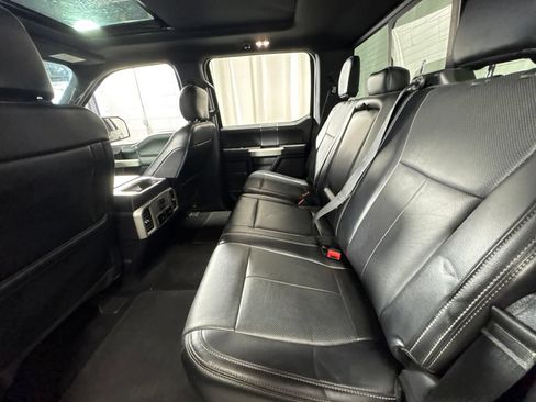 Used 2018 Ford F150 Lariat w/ Equipment Group 502A Luxury AWD/4WD image 24