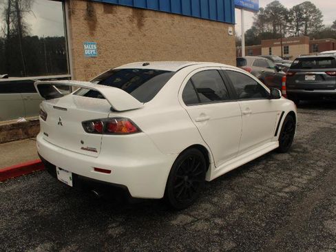 Used 2014 Mitsubishi Lancer Evolution GSR image 3