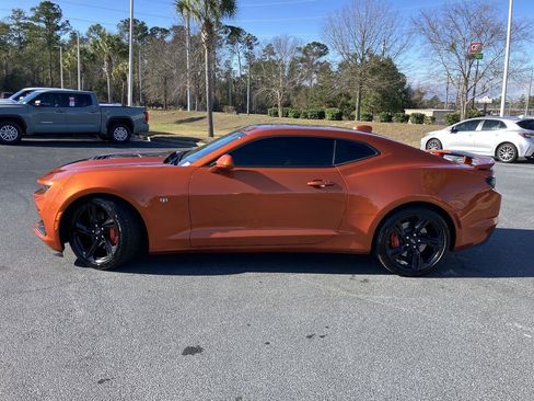Used 2022 Chevrolet Camaro SS image 2