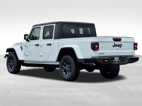 New 2026 Jeep Gladiator Sport AWD/4WD image 5