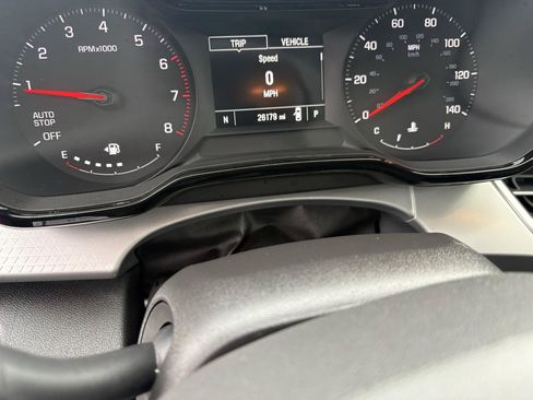 Used 2026 Chevrolet Trax LS FWD image 15