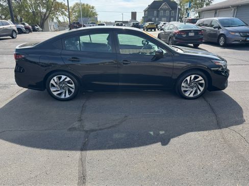 Used 2023 Subaru Legacy Limited image 4