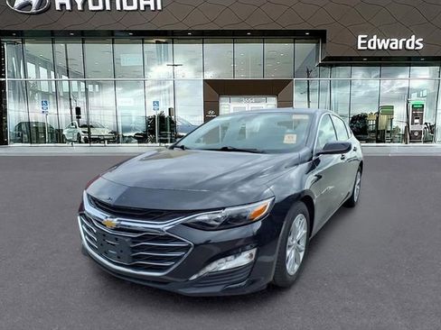 Used 2024 Chevrolet Malibu LT FWD image 1