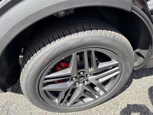 New 2025 Ford Explorer ST-Line w/ Premium Package image 19