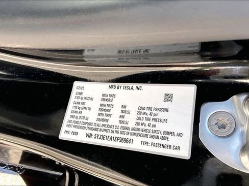 Used 2025 Tesla Model 3 Long Range RWD image 33