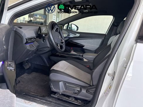 Used 2025 Volkswagen ID.4 Pro AWD/4WD image 5