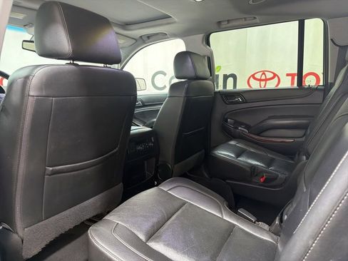 Used 2020 GMC Yukon XL SLT AWD/4WD image 18