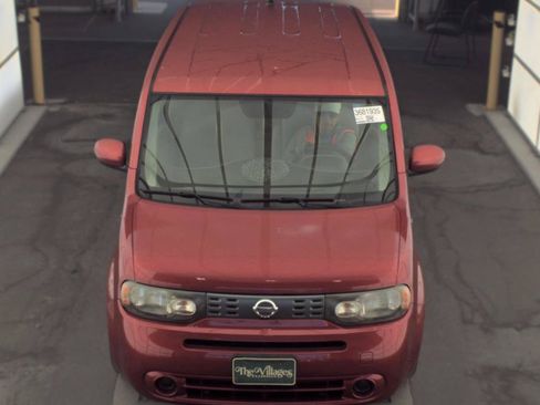 Used 2009 Nissan Cube 1.8 S w/ Interior Designer Pkg FWD image 2