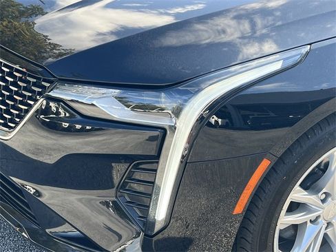 Used 2024 Cadillac CT4 Luxury image 29