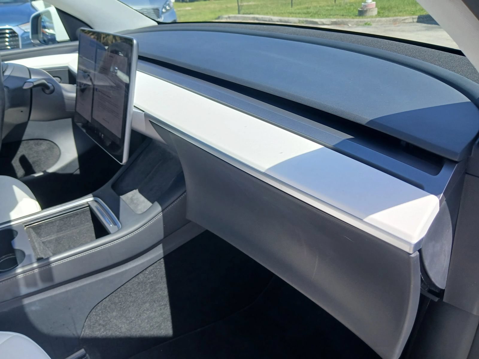 Used 2023 Tesla Model Y Long Range AWD/4WD image 15
