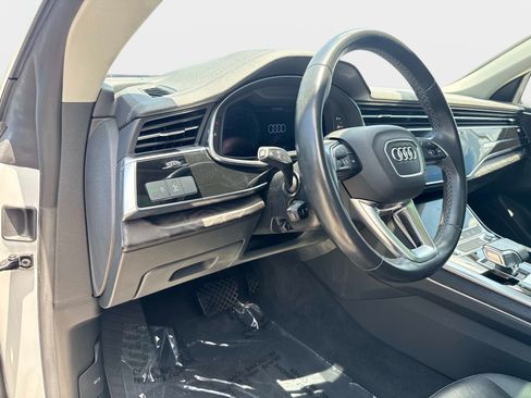 Certified 2023 Audi Q8 Premium w/ Convenience Package AWD/4WD image 19