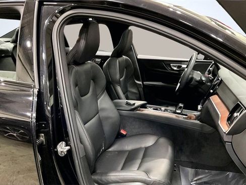 Certified 2023 Volvo S60 B5 Plus w/ Climate Package image 8