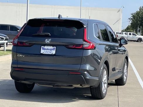 Used 2023 Honda CR-V EX image 4