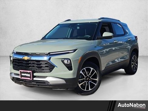 New 2026 Chevrolet TrailBlazer LT w/ Driver Confidence Package image 1