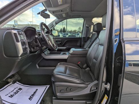 Used 2018 Chevrolet Silverado 1500 LTZ Z71 w/ LTZ Plus Package image 12