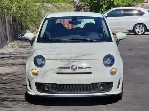 Used 2019 FIAT 500 Pop w/ Urbana Appearance Package FWD image 3