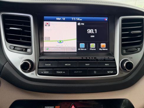 Used 2018 Hyundai Tucson Limited FWD image 20