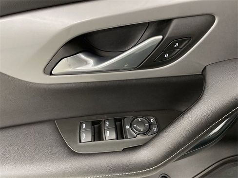 Certified 2024 Chevrolet Blazer LT w/ Convenience Package image 21