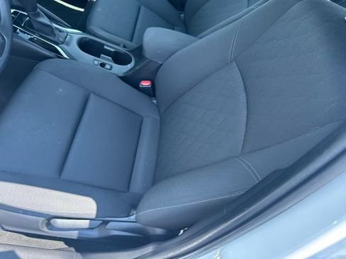 Used 2024 Toyota Corolla LE FWD image 11
