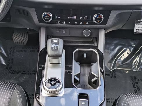 New 2026 Mitsubishi Outlander ES FWD image 17