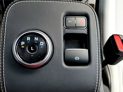 Used 2023 Ford Mustang Mach-E Premium image 38