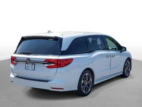 Used 2023 Honda Odyssey Elite image 8