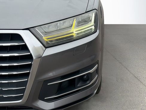 Used 2017 Audi Q7 3.0T Premium Plus w/ Premium Plus Package image 11