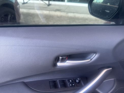 Used 2024 Toyota Corolla SE FWD image 5