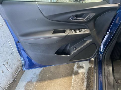 Used 2023 Chevrolet Equinox RS AWD/4WD image 21