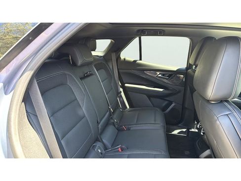 Used 2024 Chevrolet Blazer EV LT AWD/4WD image 15