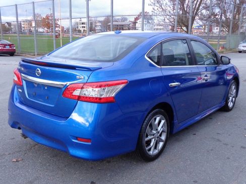 Used 2015 Nissan Sentra SR w/ Navigation Package image 3