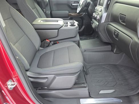 Used 2019 GMC Sierra 1500 SLE w/ SLE Value Package image 17