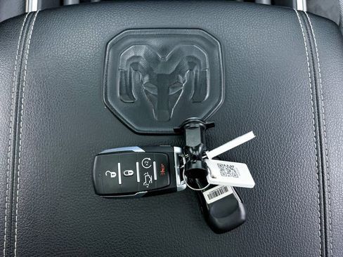 Used 2022 RAM 1500 Laramie image 39