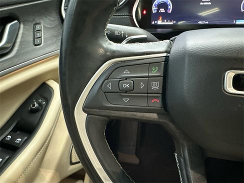 Used 2021 Jeep Grand Cherokee L Limited w/ Luxury Tech Group II image 28