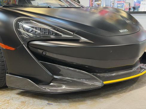 Used 2020 McLaren 600LT Spider RWD image 13