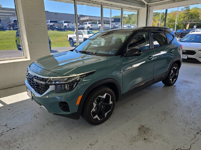 Certified 2026 Kia Seltos S AWD/4WD image 2
