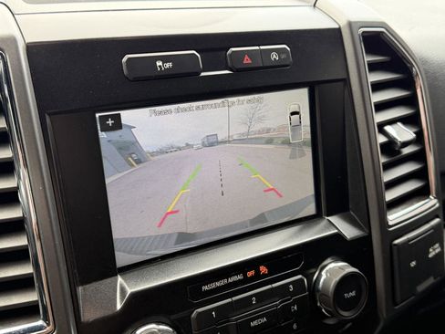 Used 2017 Ford F150 XLT w/ Equipment Group 302A Luxury image 18