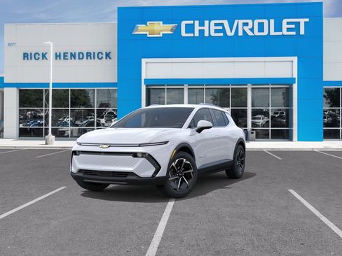 New 2026 Chevrolet Equinox EV LT AWD/4WD image 10