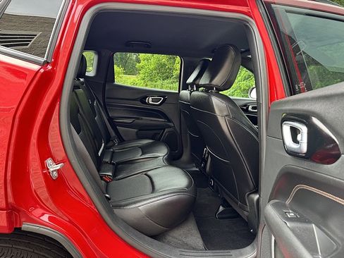 Used 2022 Jeep Compass Limited image 28