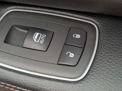 Used 2020 RAM 1500 Rebel w/ Rebel Level 1 Equipment Group AWD/4WD image 36