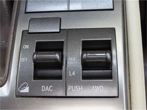 Used 2016 Lexus GX 460 image 17