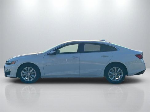 Used 2024 Chevrolet Malibu LT image 8